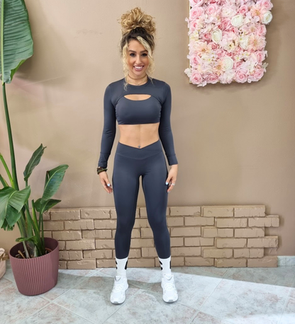 Completo Sporty-Chic 3 Pezzi – Coprispalla, Top & Leggings