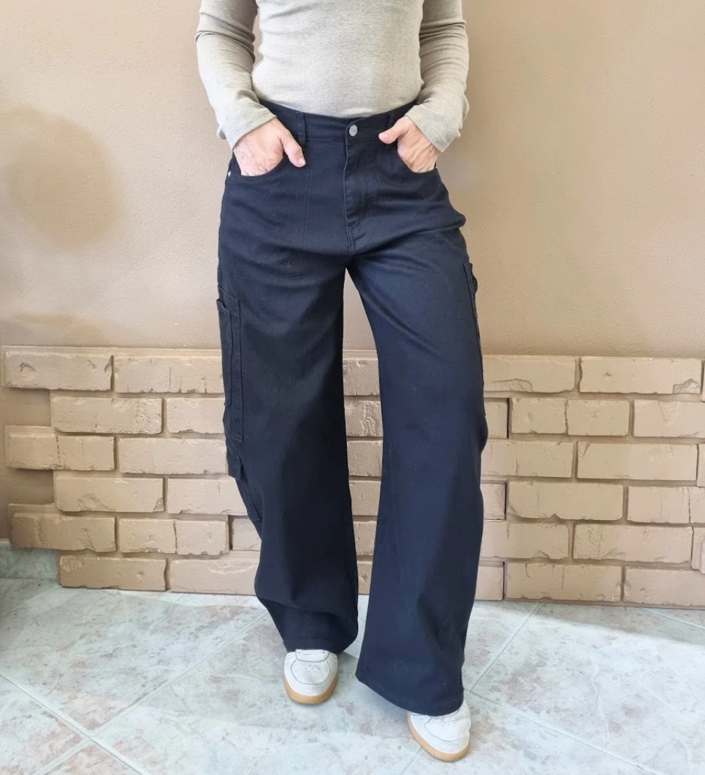 Jeans Balloon Fit Nero con Tasconi Utility