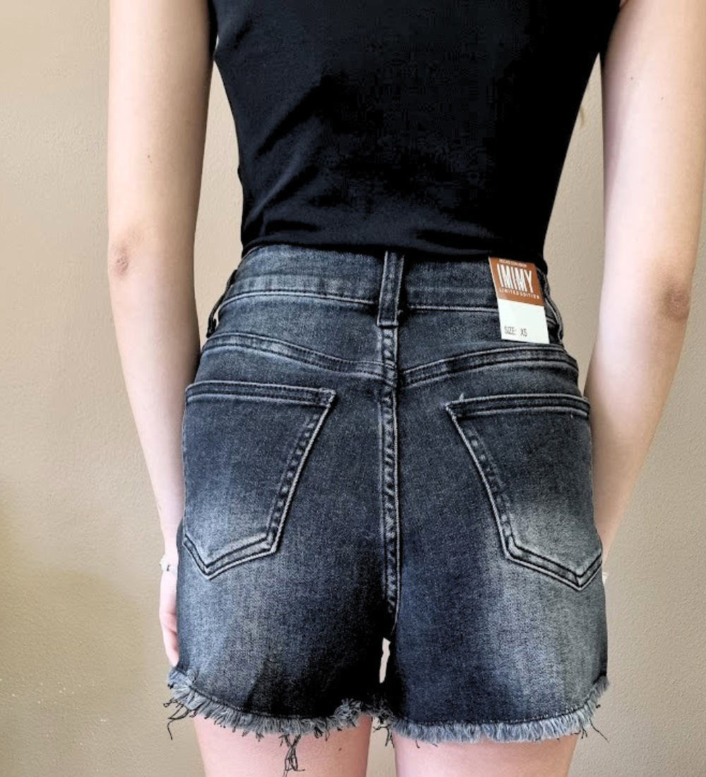Shorts in Denim Nero a Vita Alta con Orlo Sfilacciato