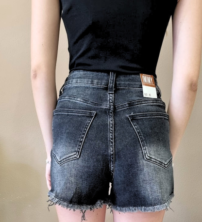 Shorts in Denim Nero a Vita Alta con Orlo Sfilacciato