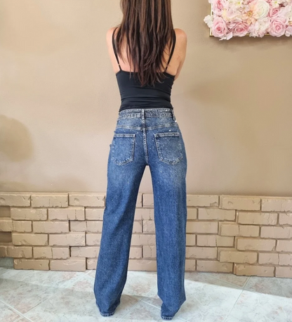 Jeans YARA Straight Leg con Dettagli Strass Luminosi