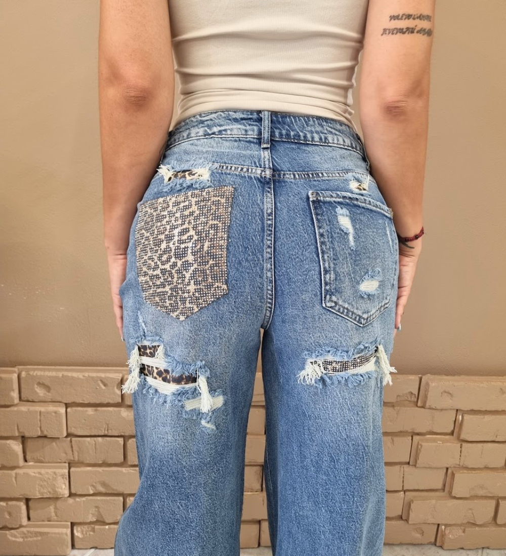 Jeans Barrel con Tasca Animalier Glitter & Dettagli Cut-Out