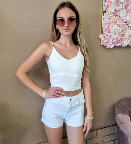 Crop Top Soft Touch con Coppe Integrate e Spalline Sottili