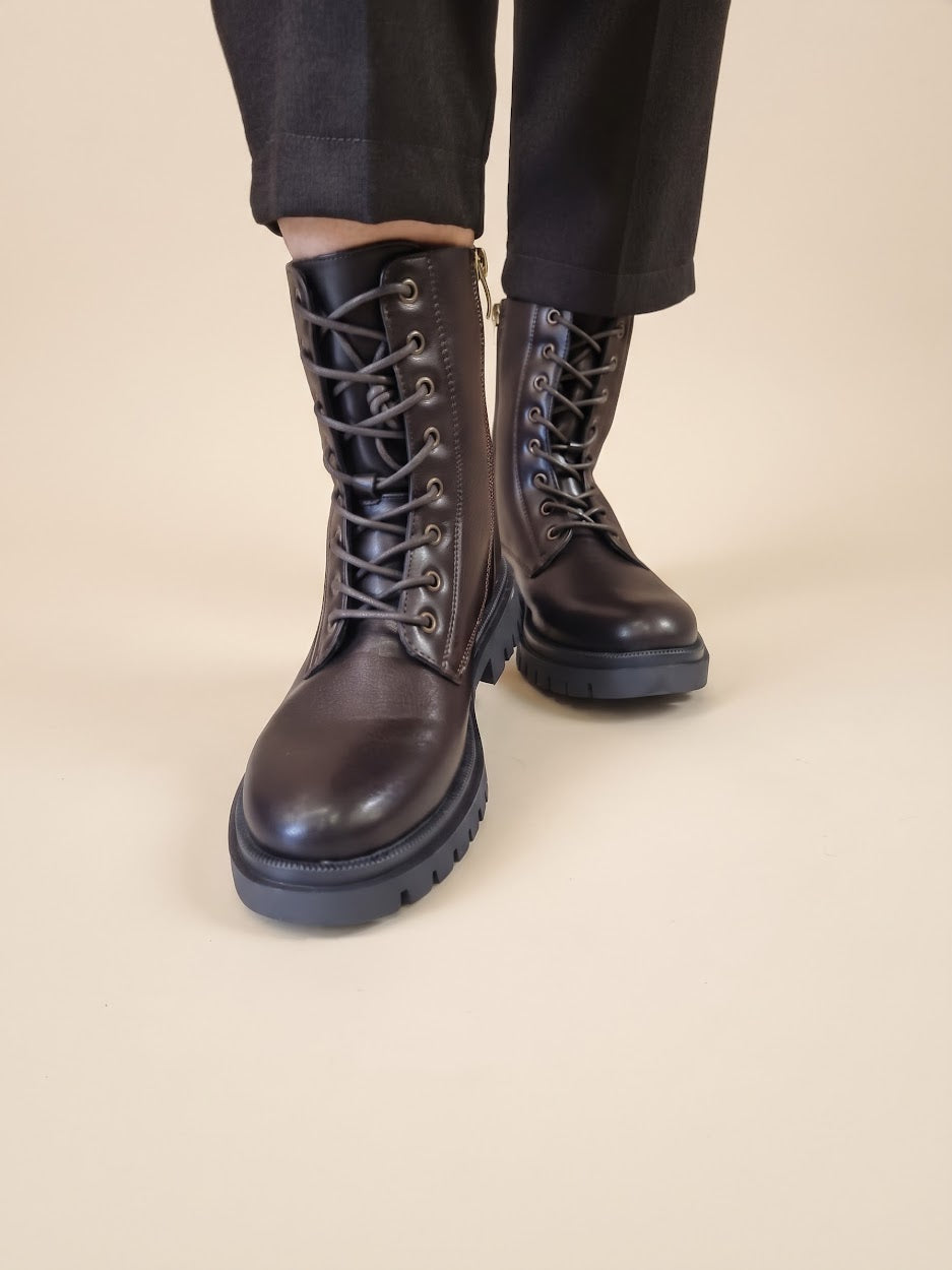 Anfibi Combat Boots in Ecopelle Testa di Moro con Suola Track