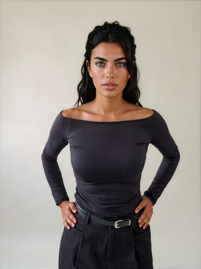 Top a Maniche Lunghe con Scollo Barca