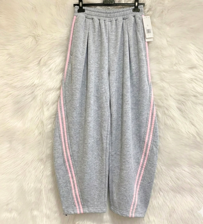 Pantaloni Jogger Wide-Leg con Bande Laterali – Il Mix Perfetto tra Comfort e Tendenza
