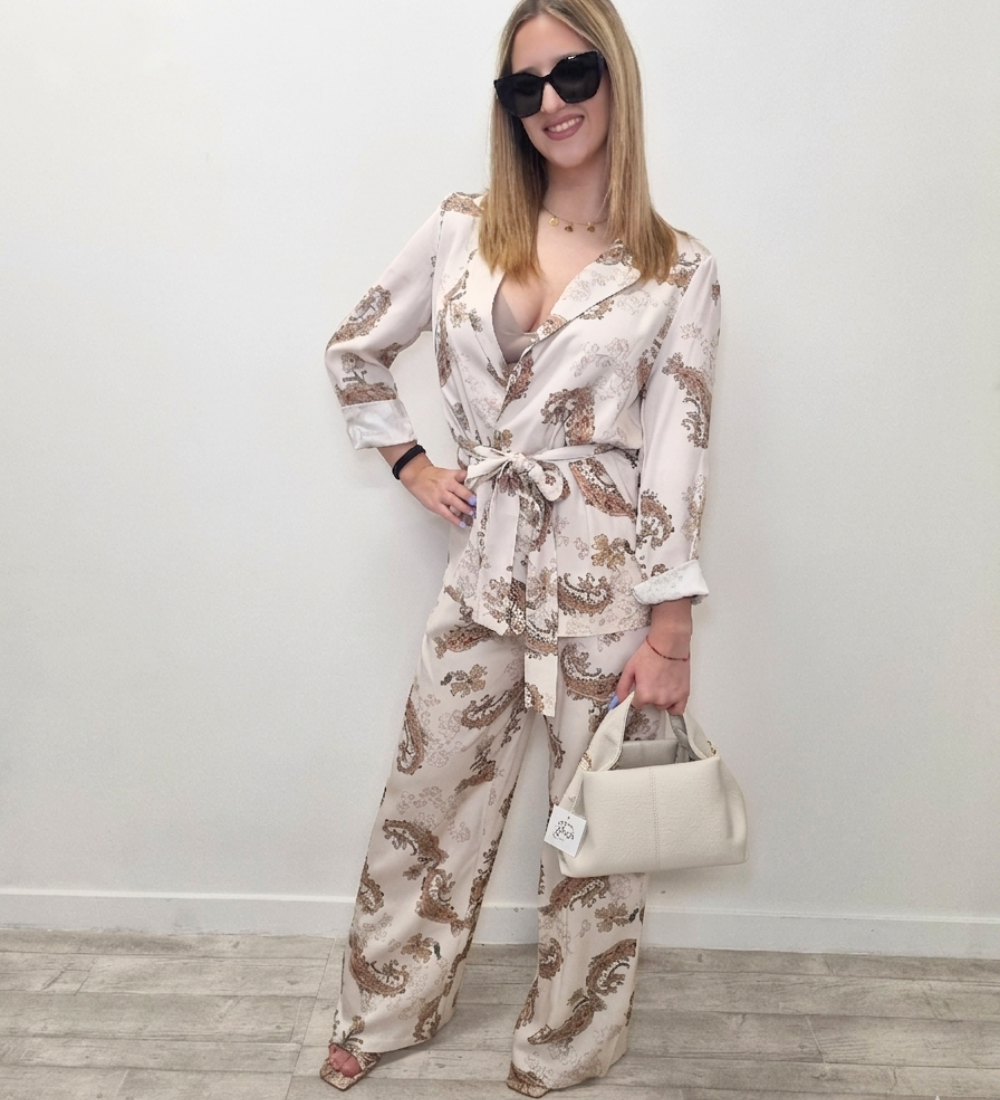Completo Pajama-Chic Ethereal Paisley Beige & Gold