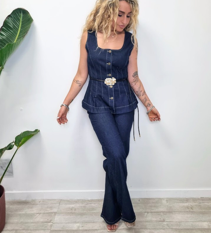 Completo in Denim Scuro Coordinato: Top Peplum Smanicato e Pantaloni a Gamba Larga