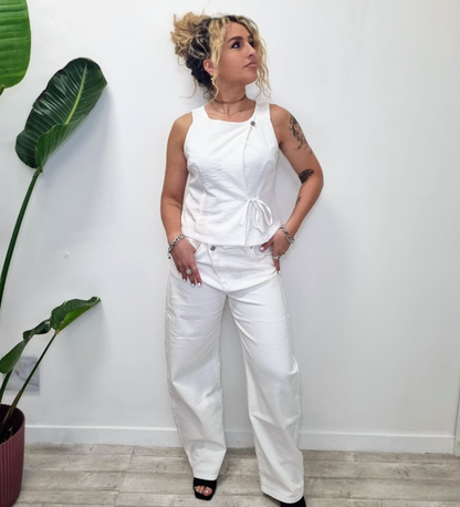 Jeans Wide Leg "Asymm White" – Taglio Asimmetrico