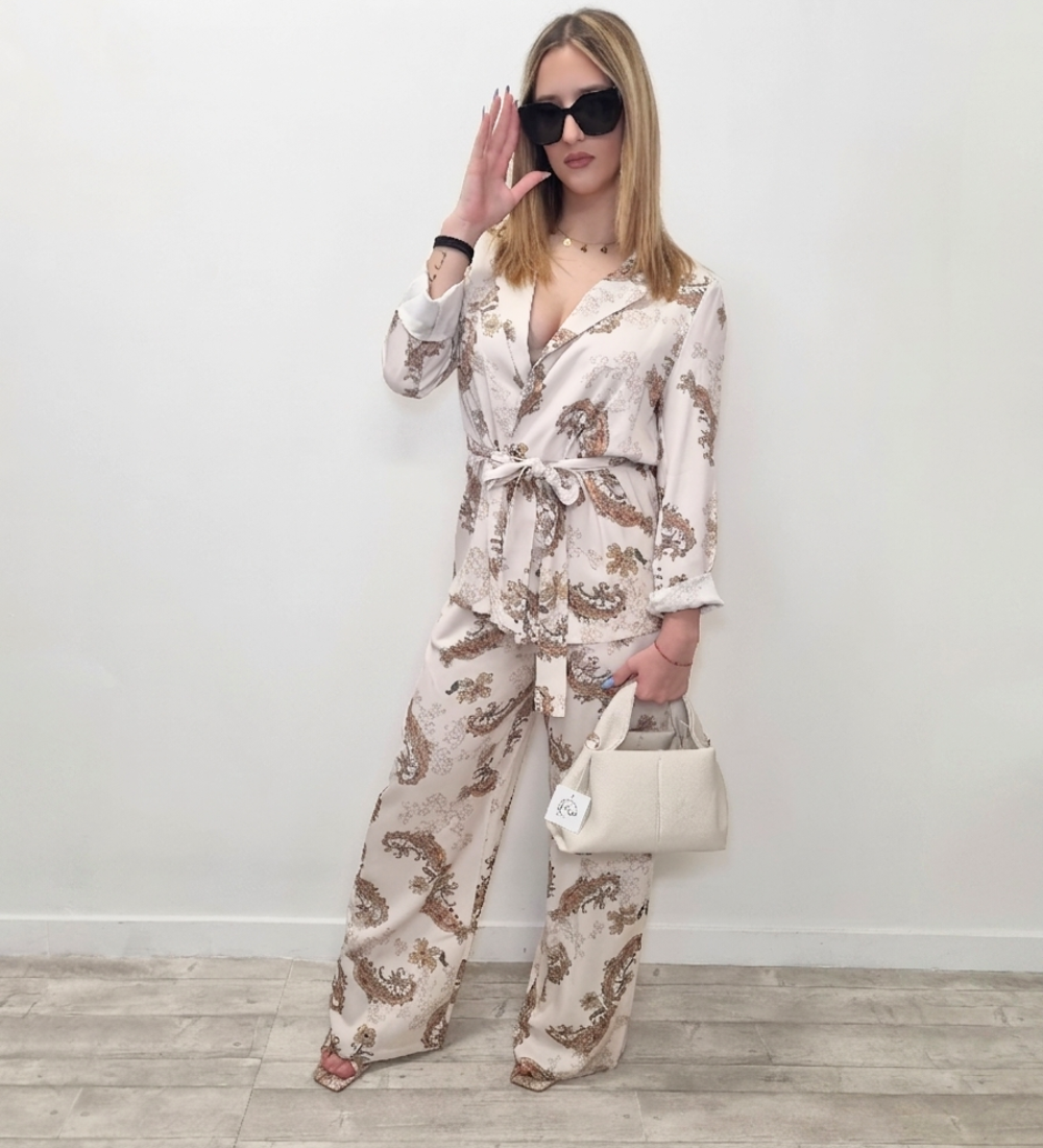 Completo Pajama-Chic Ethereal Paisley Beige & Gold