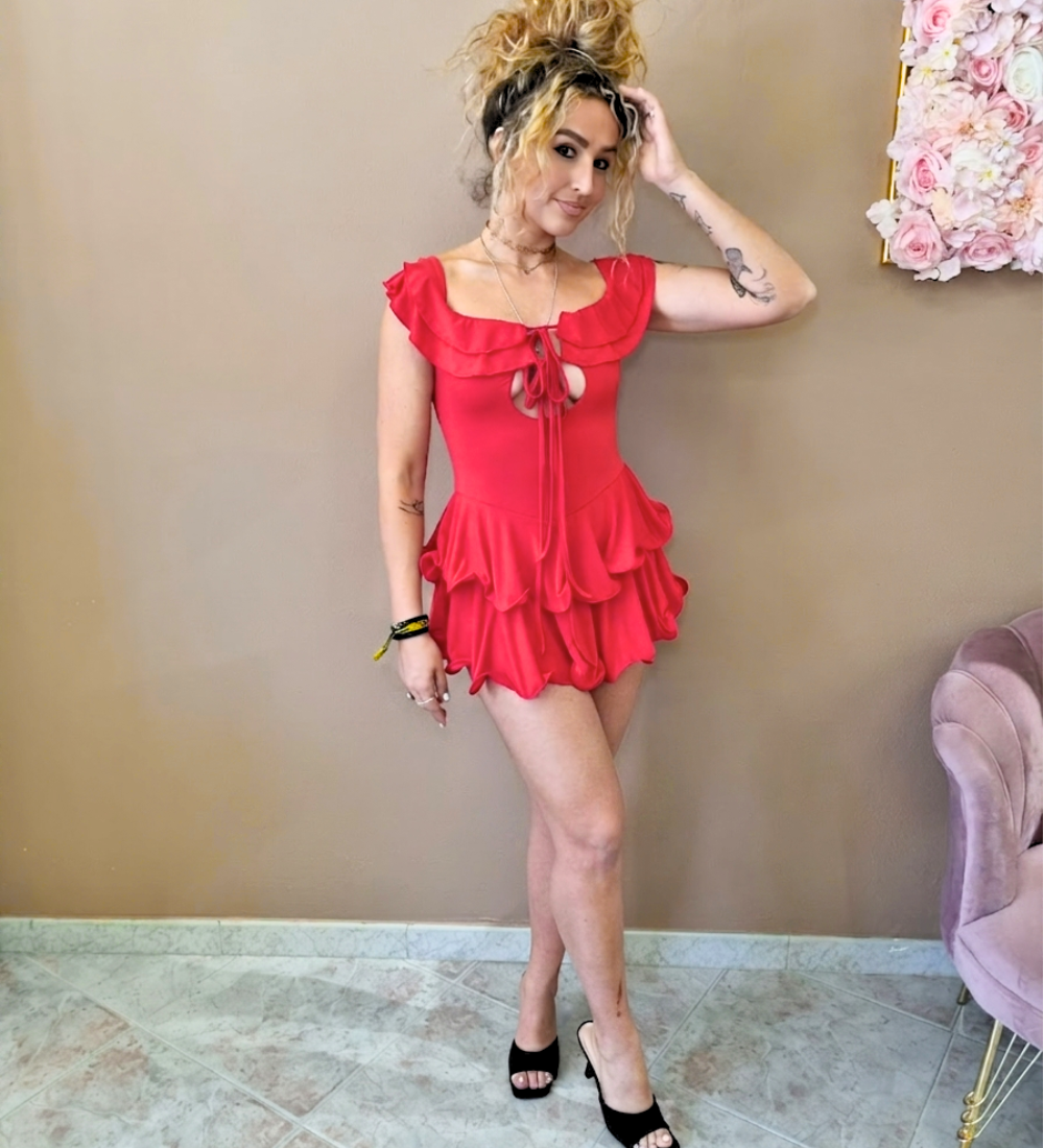 Mini Abito Rosso pantaloncino integrato Flirty con Volant