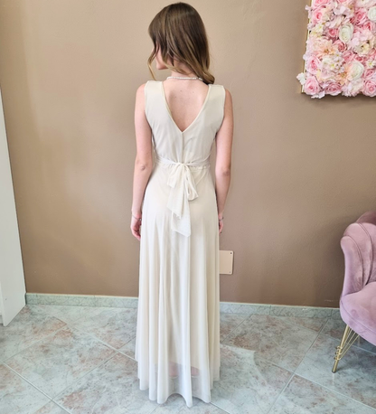 Abito Lungo Aura in Chiffon con Scollo a V Profondo e Fiocco Posteriore - Crema