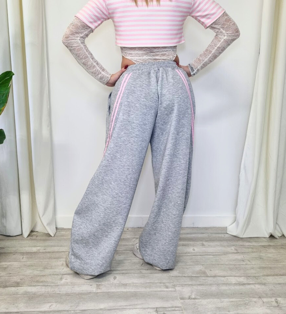 Pantaloni Jogger Wide-Leg con Bande Laterali – Il Mix Perfetto tra Comfort e Tendenza