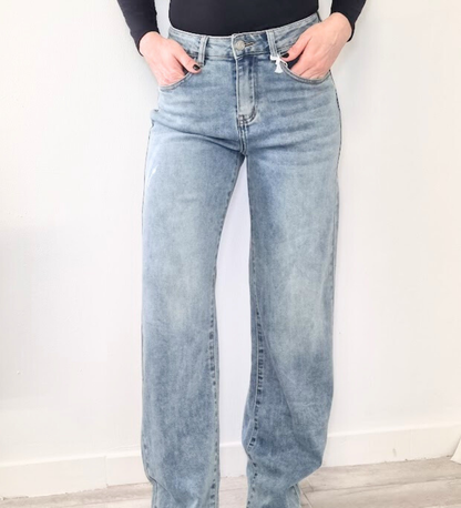JEANS A PALAZZO CON TASCA GLITTERATA ARGENTO E TOPPE BLU